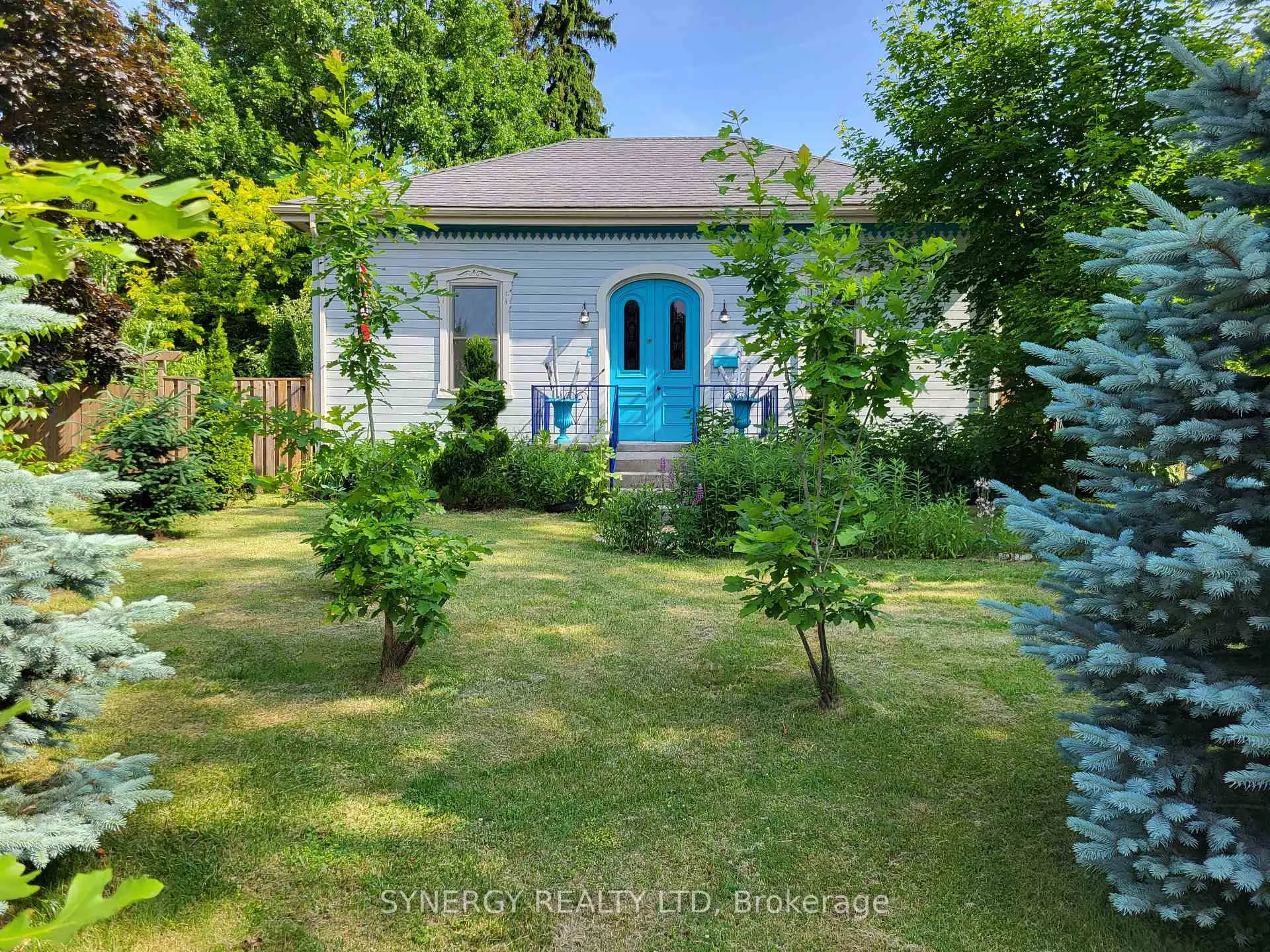 Photo 1 of 5 Hull Road, Strathroy-Caradoc, NE — HOMEH