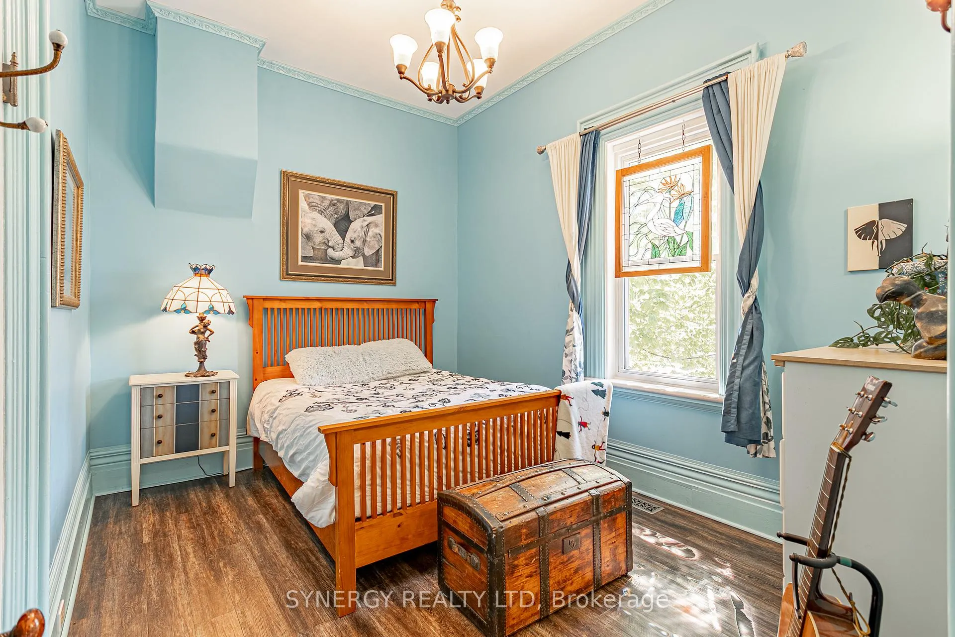 Photo 6 of 5 Hull Road, Strathroy-Caradoc, NE — HOMEH