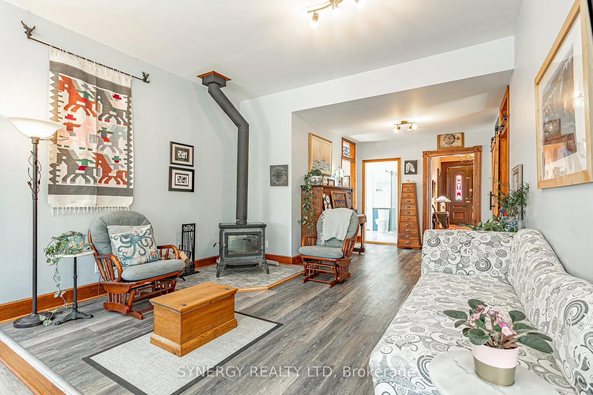 Photo 9 of 5 Hull Road, Strathroy-Caradoc, NE — HOMEH