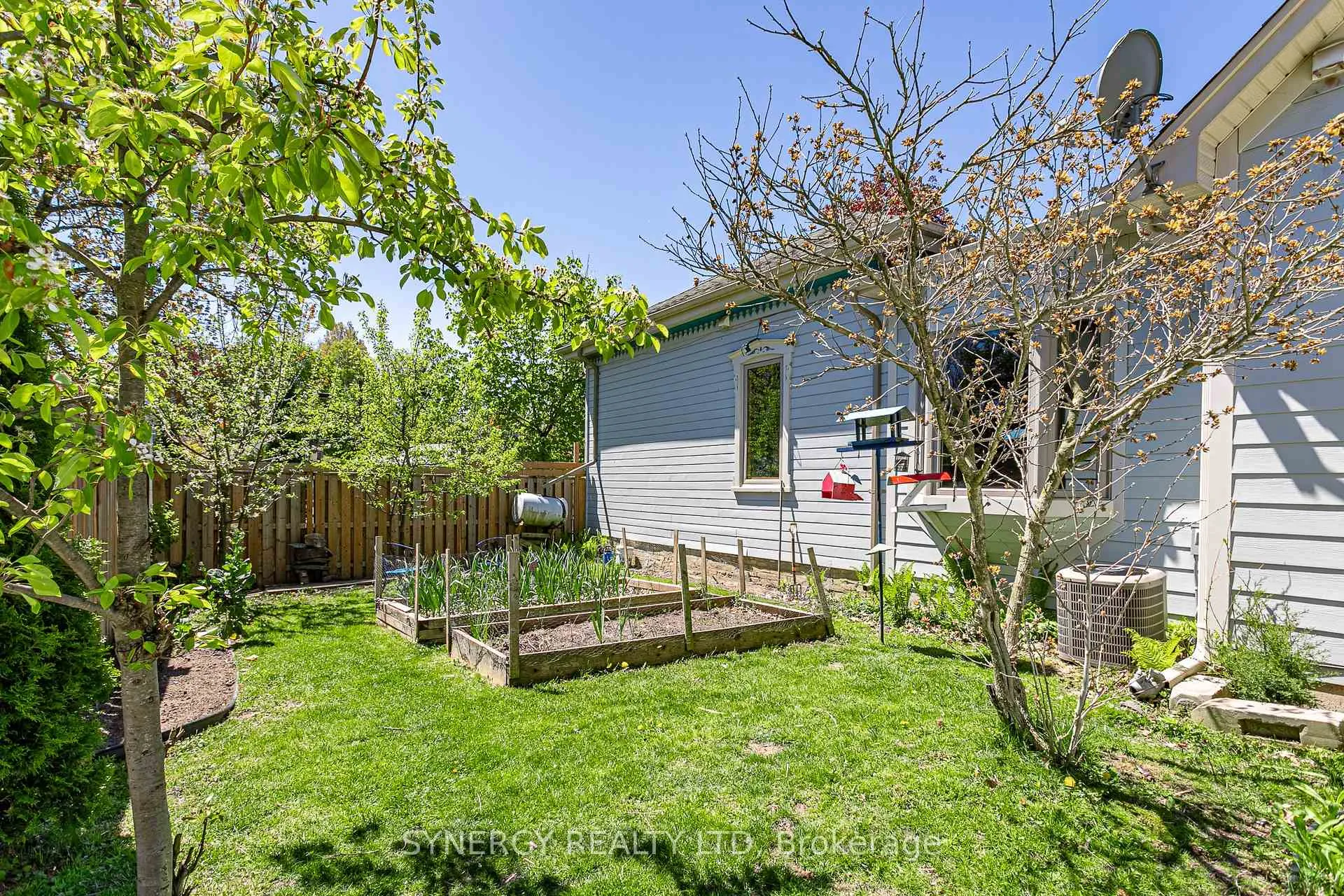 Photo 20 of 5 Hull Road, Strathroy-Caradoc, NE — HOMEH