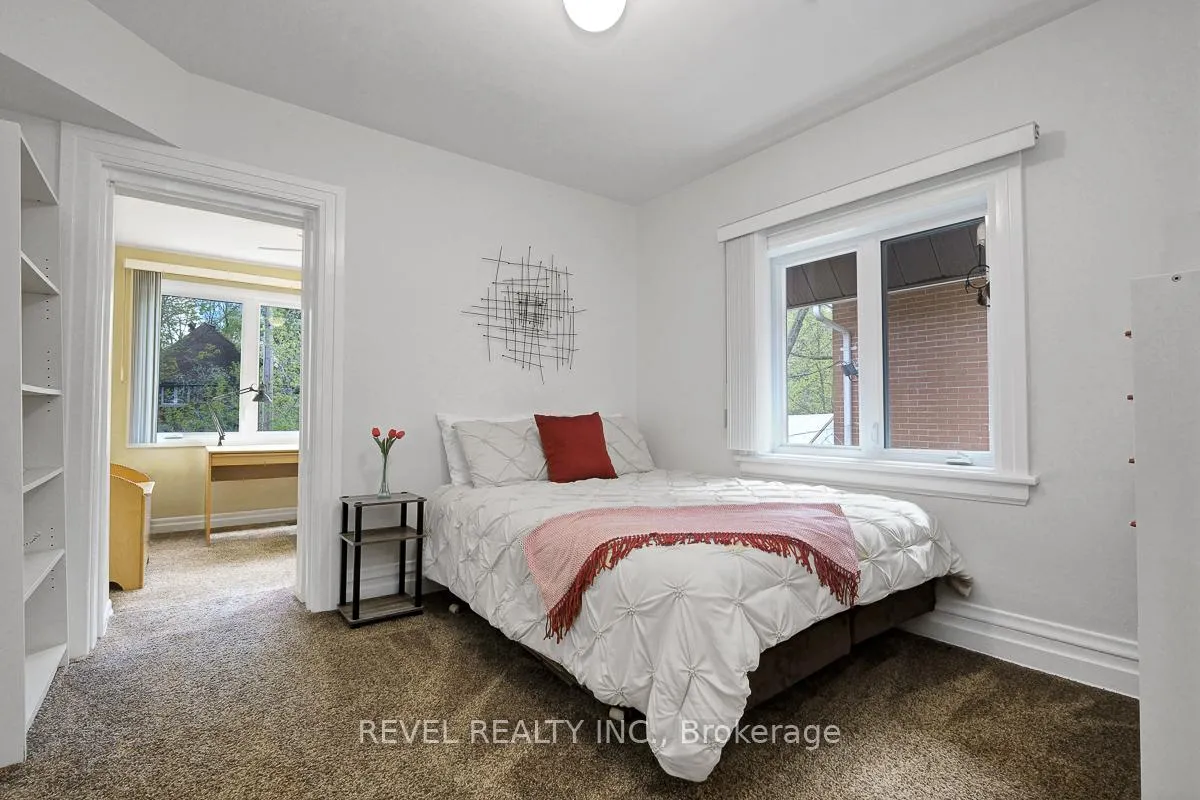 Photo 24 of 28 Broadway Avenue, Ottawa, Glebe — HOMEH