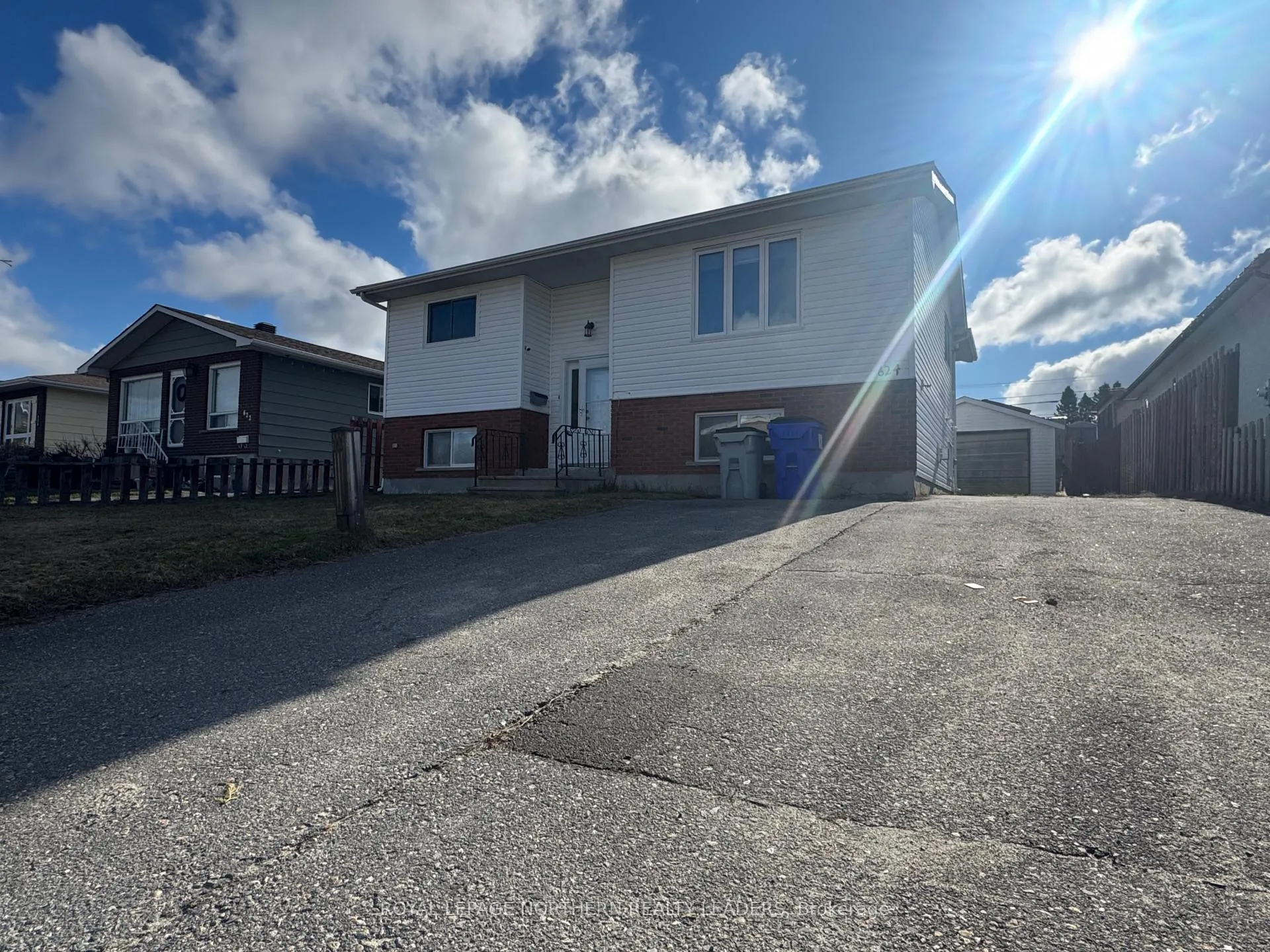 Photo 30 of 624 Cedar Street S, Timmins, TS - SE — HOMEH
