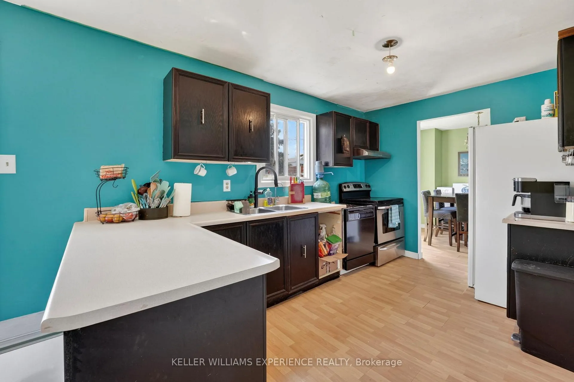 Photo 4 of 1069 Maclean Street, Innisfil, Alcona — HOMEH