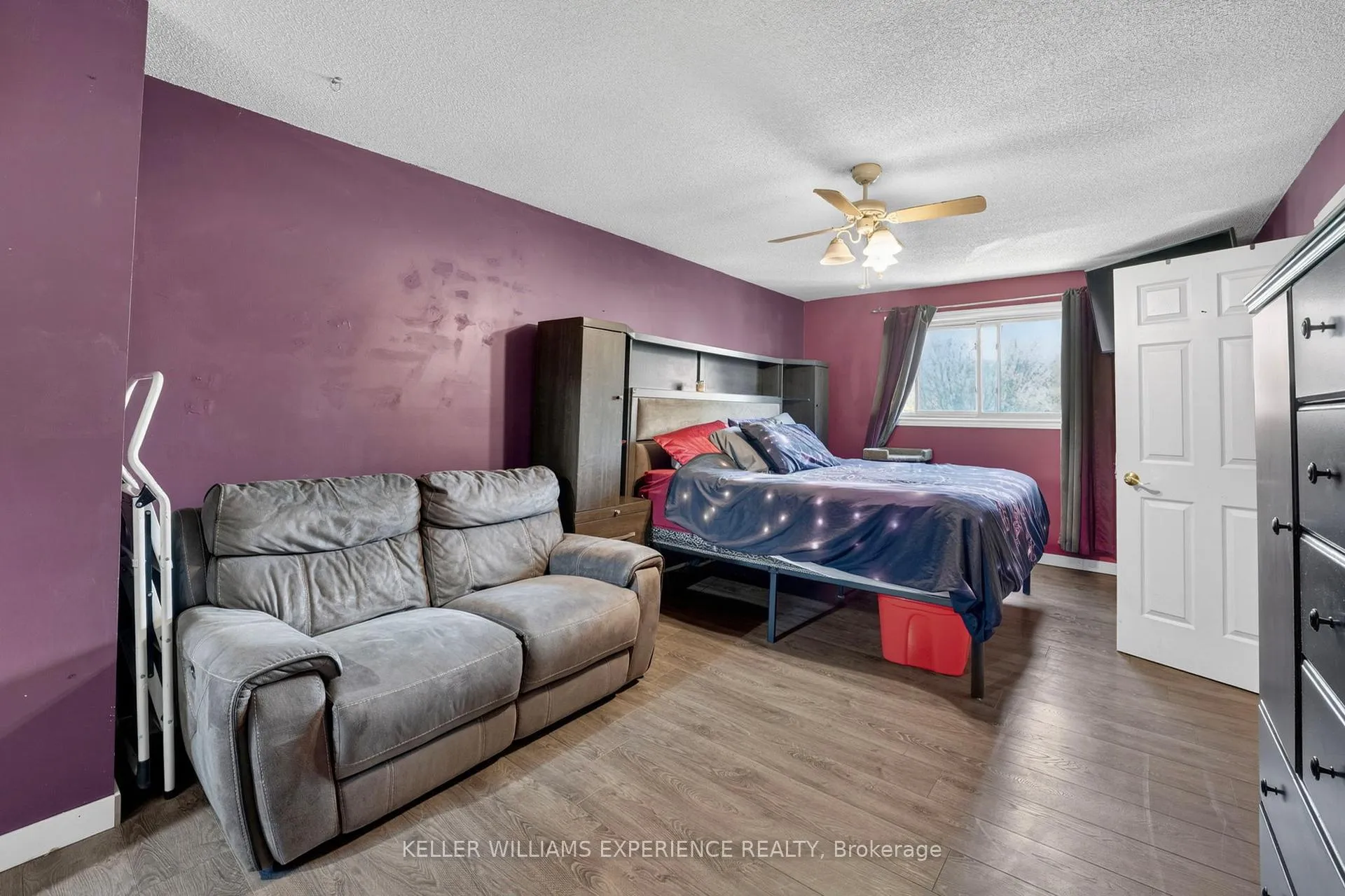 Photo 8 of 1069 Maclean Street, Innisfil, Alcona — HOMEH