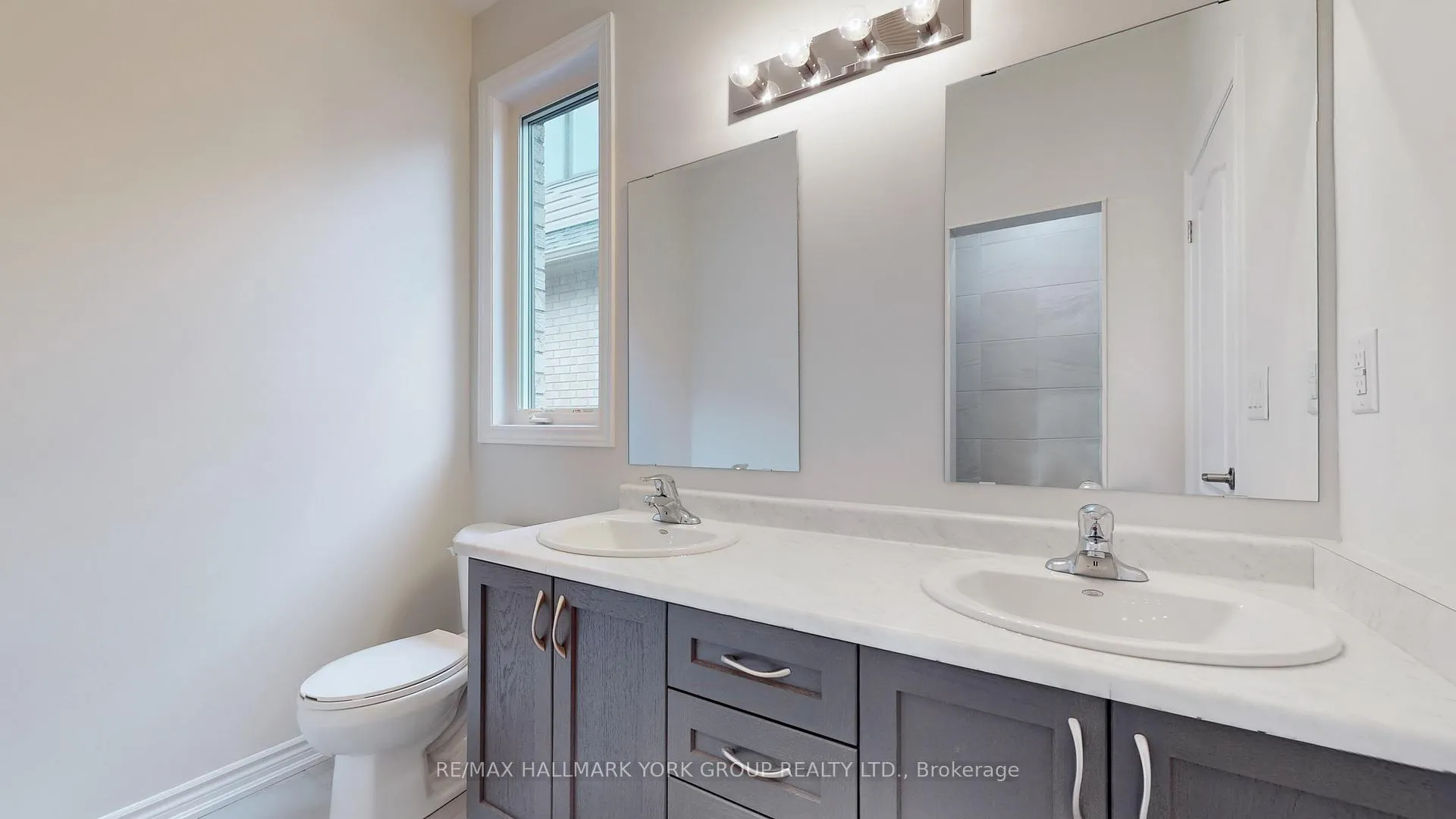 Photo 15 of 2964 Monarch Drive, Orillia — HOMEH