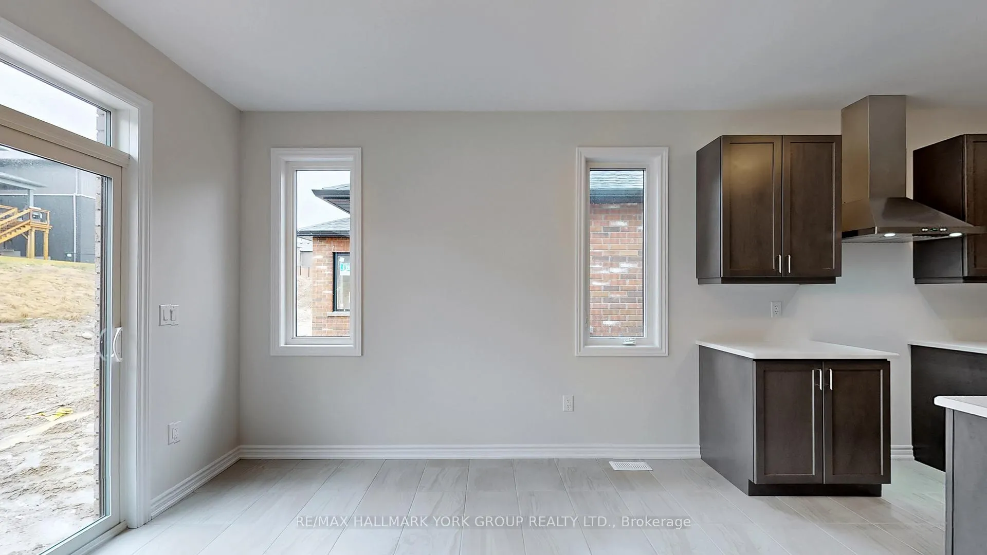 Photo 27 of 2964 Monarch Drive, Orillia — HOMEH