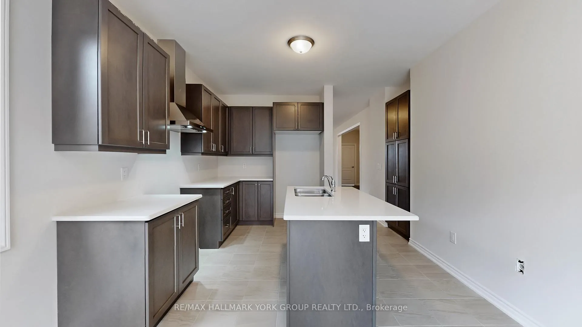 Photo 30 of 2964 Monarch Drive, Orillia — HOMEH
