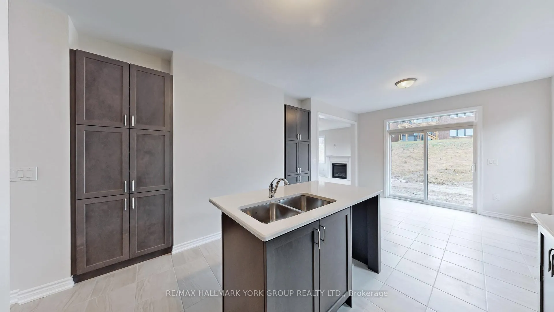 Photo 32 of 2964 Monarch Drive, Orillia — HOMEH