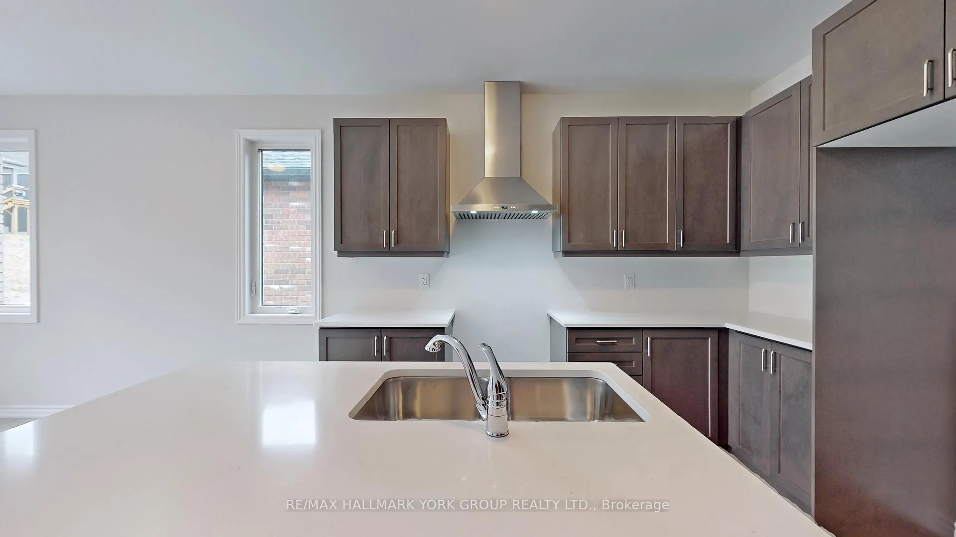 Photo 35 of 2964 Monarch Drive, Orillia — HOMEH