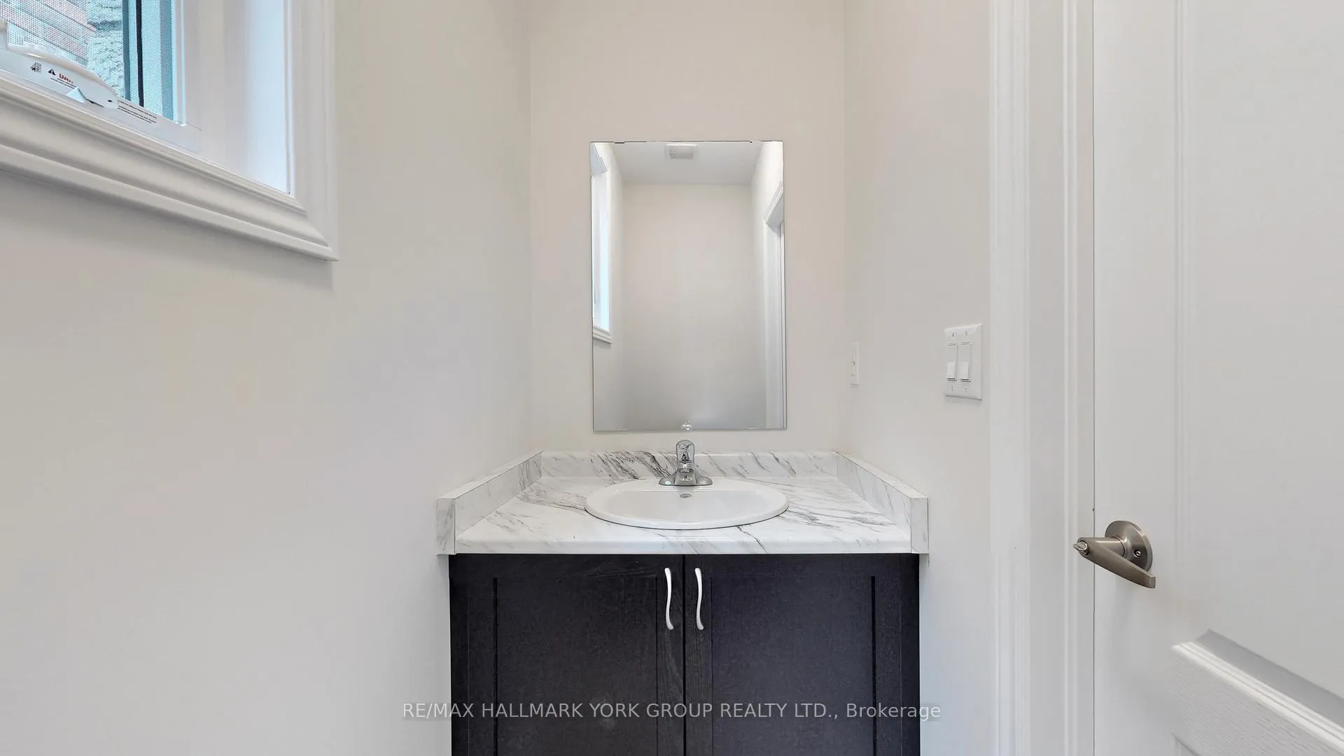 Photo 36 of 2964 Monarch Drive, Orillia — HOMEH