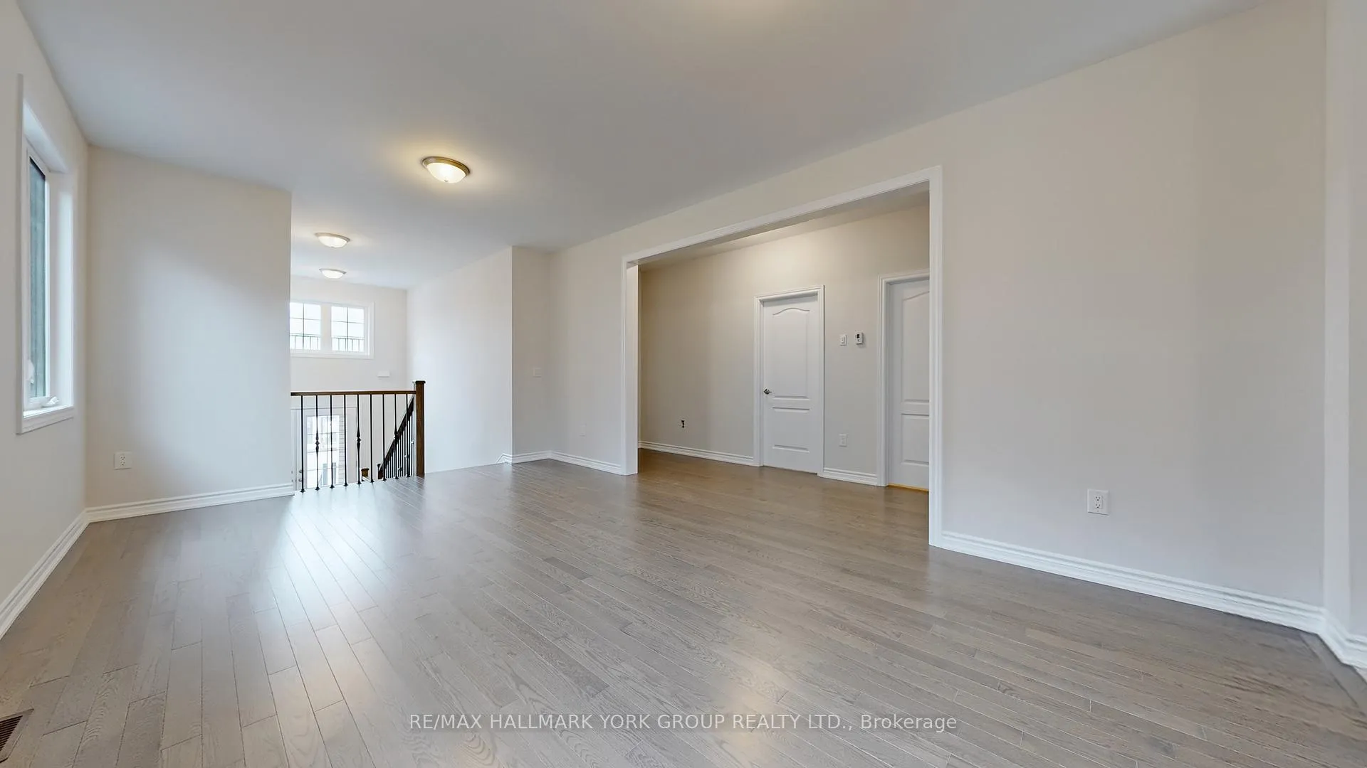 Photo 37 of 2964 Monarch Drive, Orillia — HOMEH