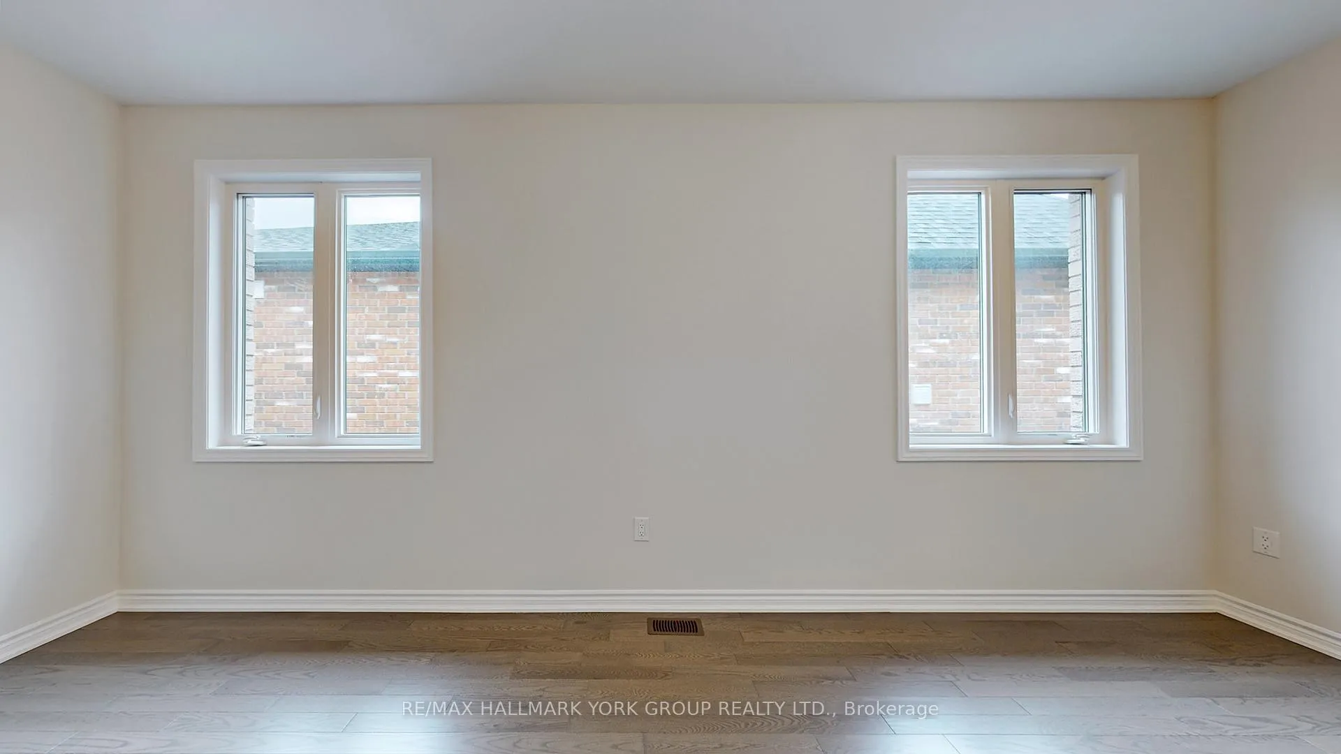 Photo 39 of 2964 Monarch Drive, Orillia — HOMEH