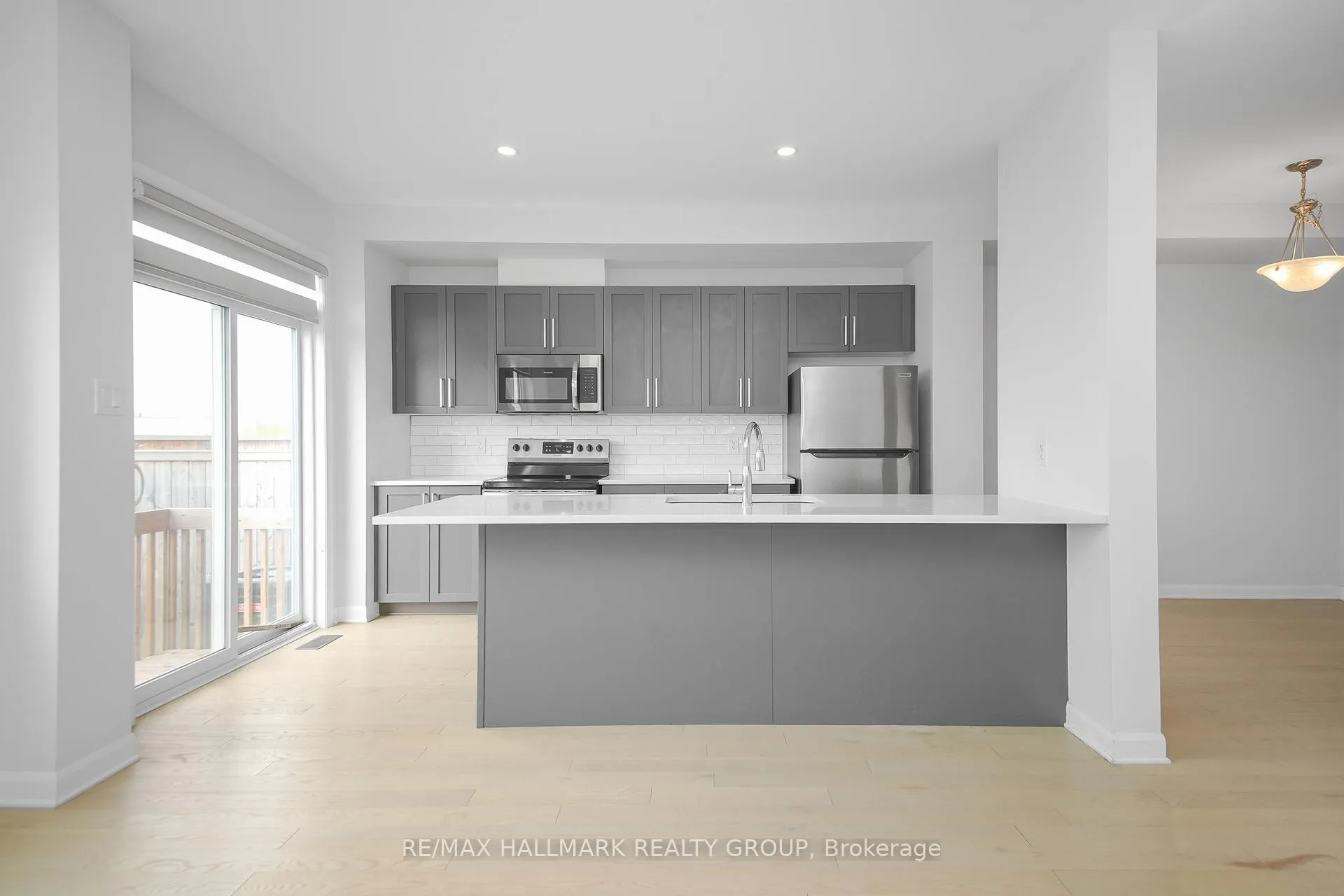 Photo 11 of 532 Prominence Way, Ottawa, Avalon East — HOMEH