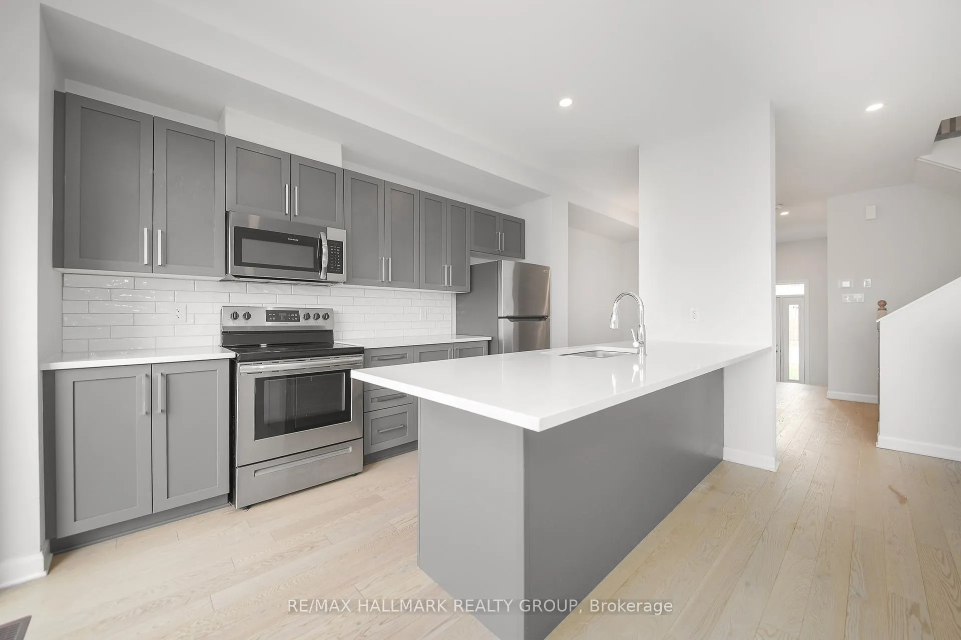 Photo 15 of 532 Prominence Way, Ottawa, Avalon East — HOMEH