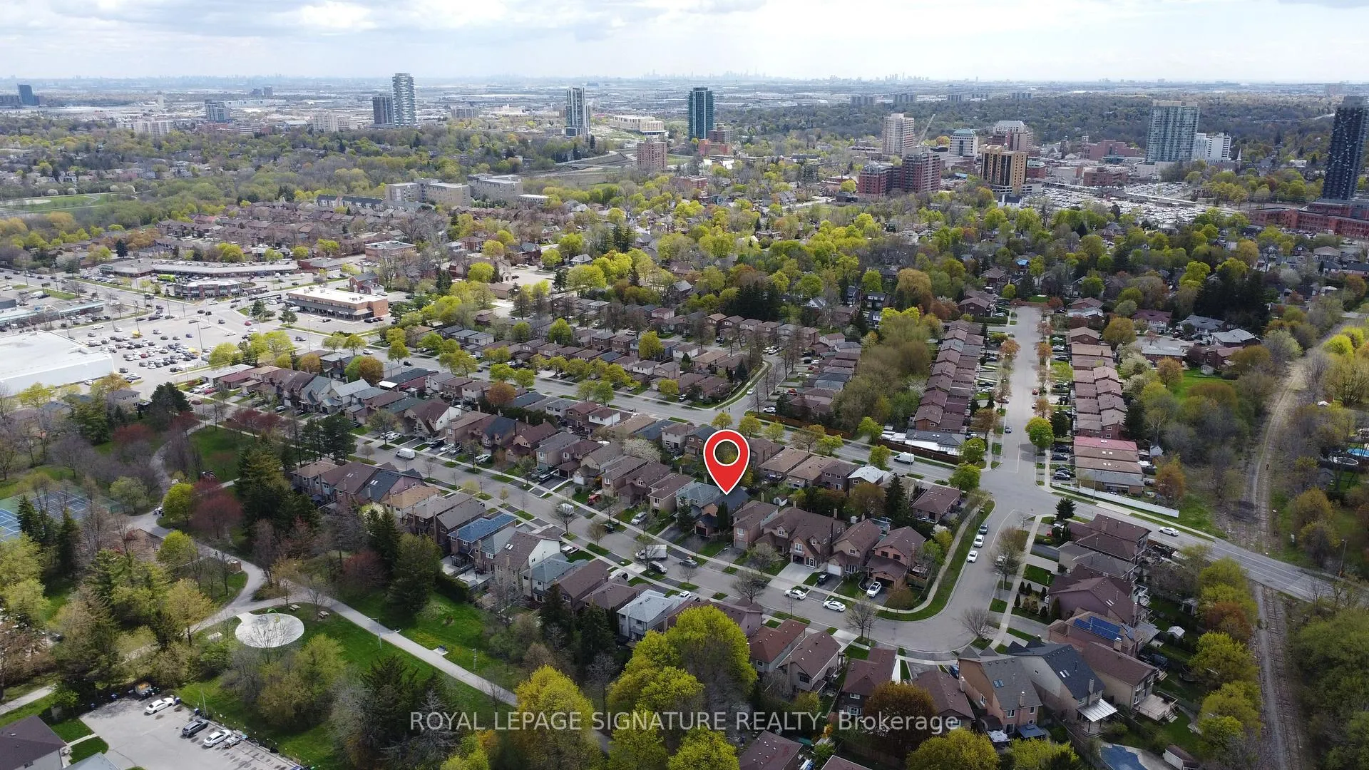 Photo 35 of 49 Rosebud Avenue, Brampton, Brampton West — HOMEH