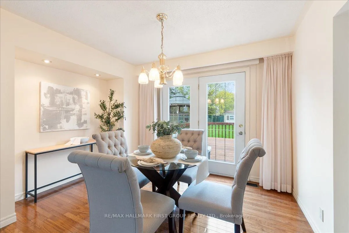 Photo 10 of 26 Harland Crescent, Ajax, South East — HOMEH