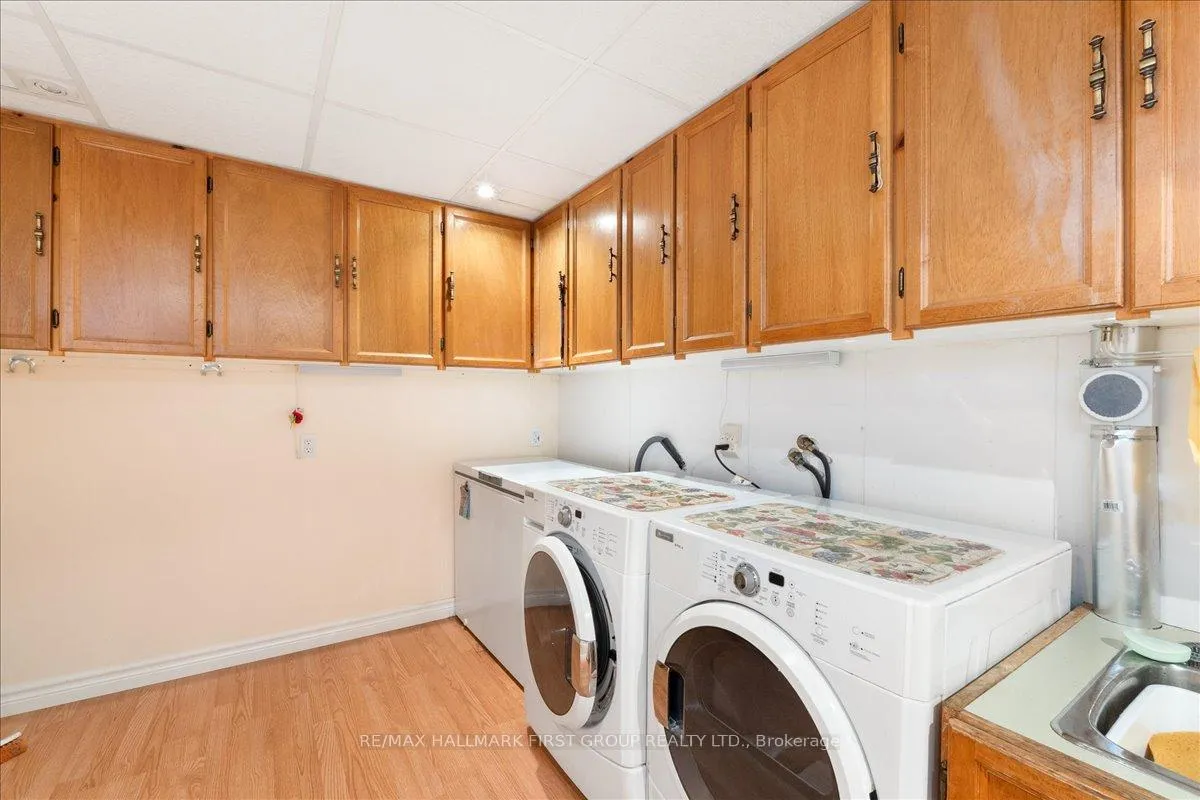 Photo 35 of 26 Harland Crescent, Ajax, South East — HOMEH