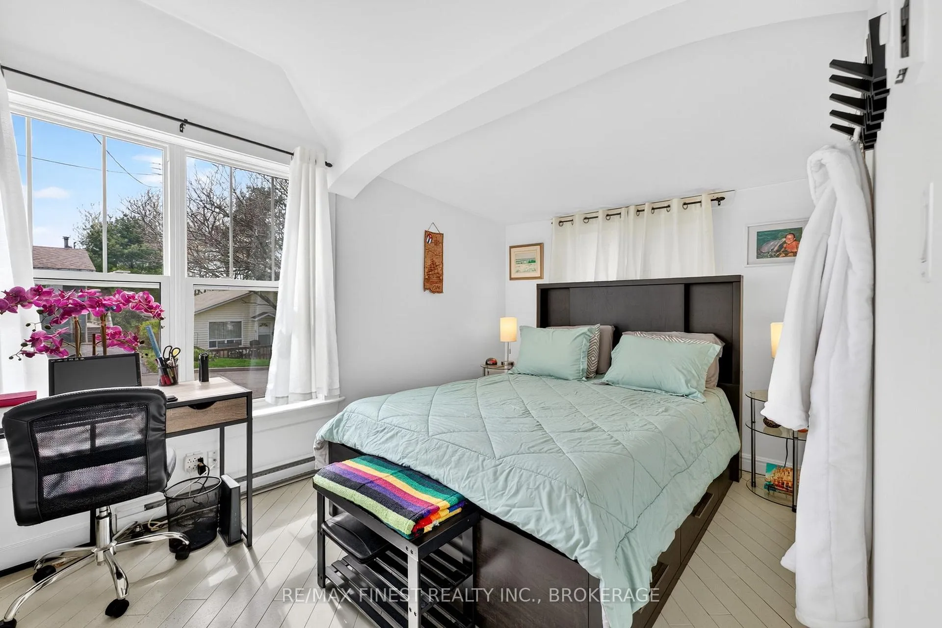 Photo 10 of 377 Henrietta Street, Gananoque — HOMEH