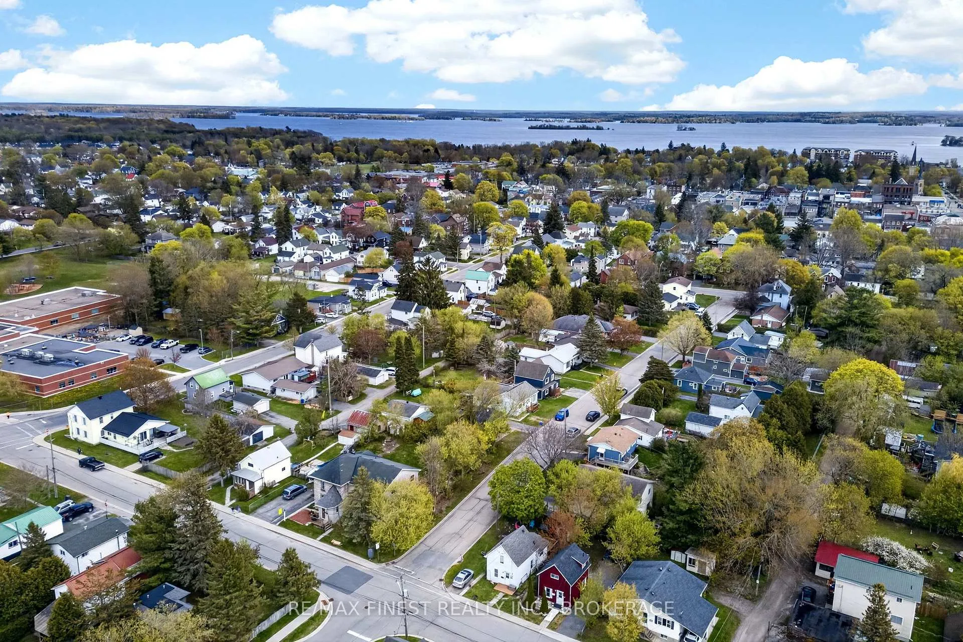 Photo 16 of 377 Henrietta Street, Gananoque — HOMEH