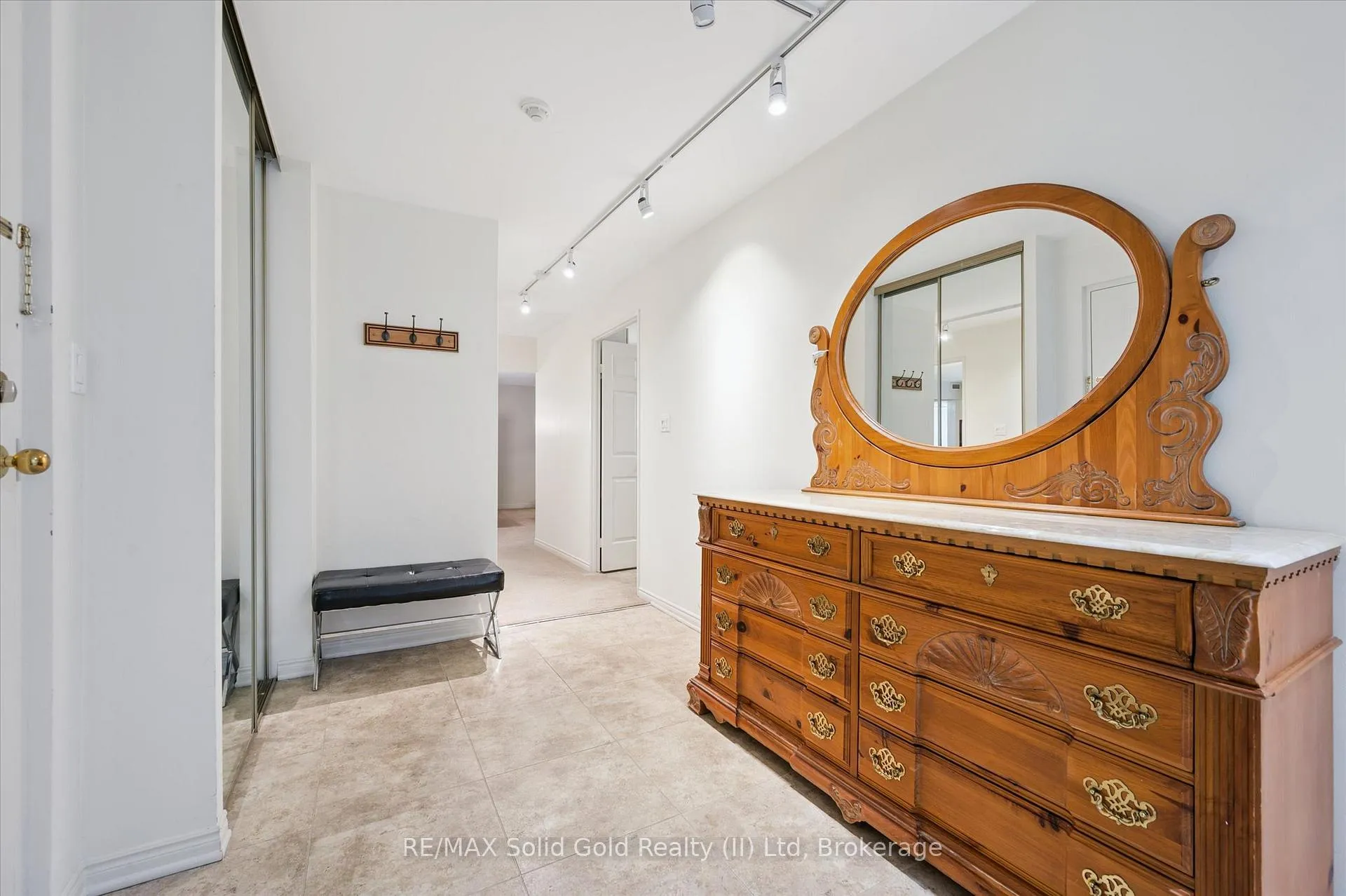 Photo 6 of Unit 504, 300 Keats Way, Waterloo, Beechwood — HOMEH