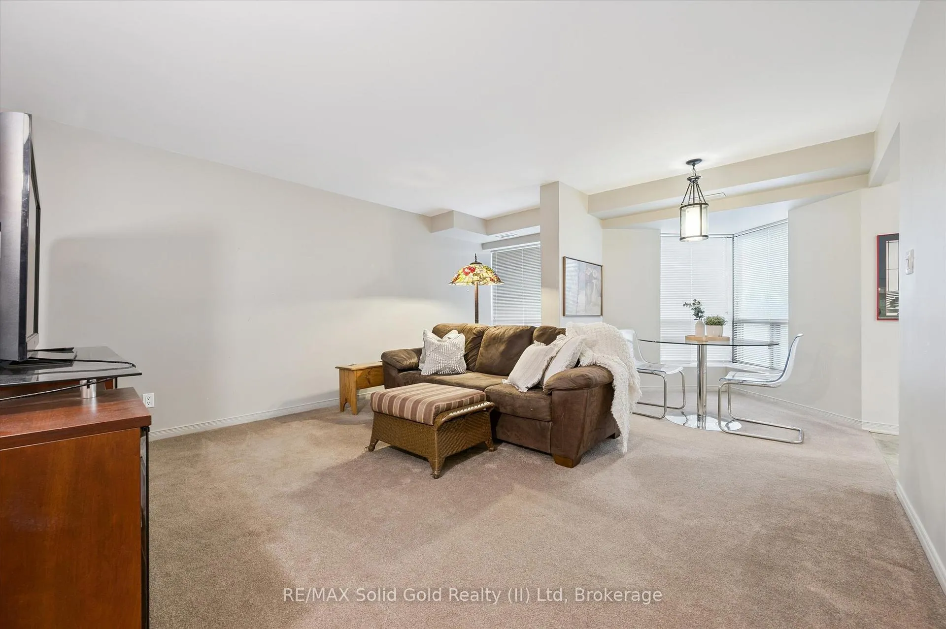 Photo 7 of Unit 504, 300 Keats Way, Waterloo, Beechwood — HOMEH