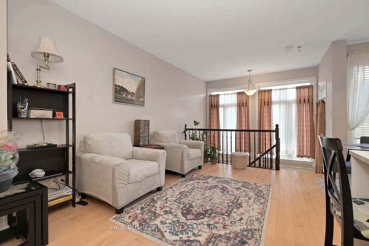Photo 3 of 137 Popplewell Crescent, Ottawa, Barrhaven - Cedargrove/Fraserdale — HOMEH