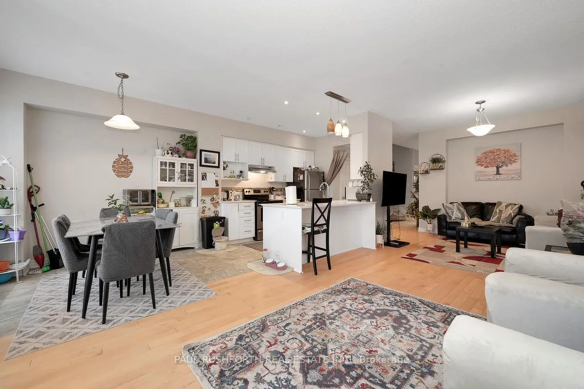 Photo 6 of 137 Popplewell Crescent, Ottawa, Barrhaven - Cedargrove/Fraserdale — HOMEH