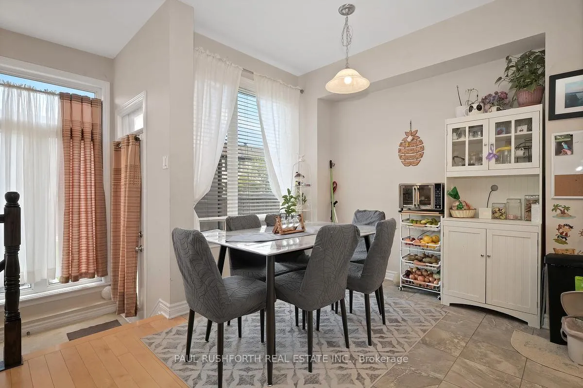 Photo 13 of 137 Popplewell Crescent, Ottawa, Barrhaven - Cedargrove/Fraserdale — HOMEH