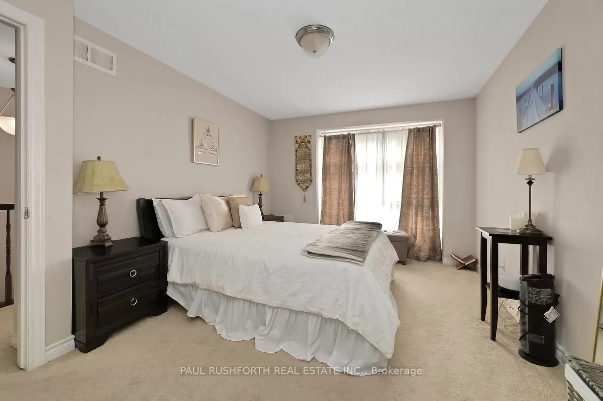 Photo 17 of 137 Popplewell Crescent, Ottawa, Barrhaven - Cedargrove/Fraserdale — HOMEH