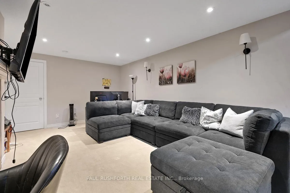 Photo 24 of 137 Popplewell Crescent, Ottawa, Barrhaven - Cedargrove/Fraserdale — HOMEH