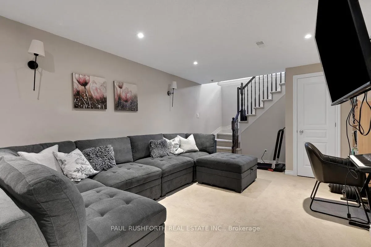 Photo 25 of 137 Popplewell Crescent, Ottawa, Barrhaven - Cedargrove/Fraserdale — HOMEH