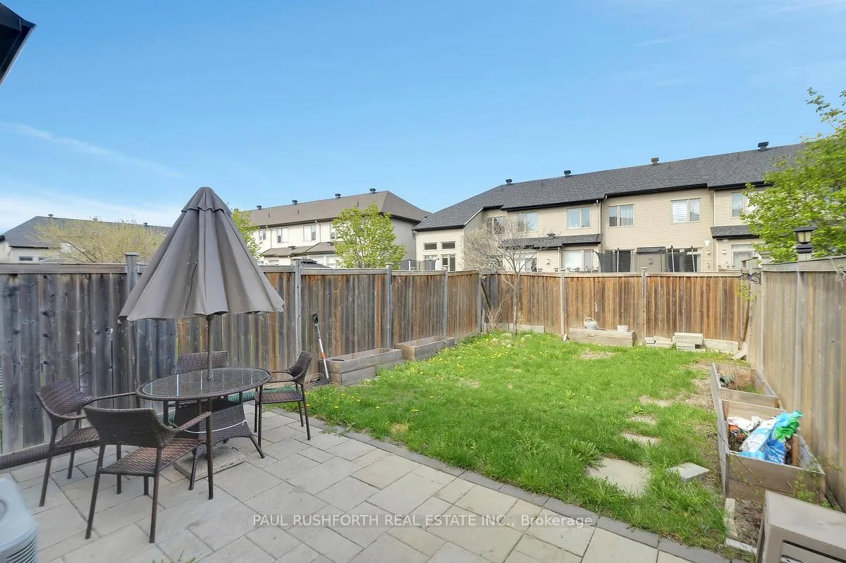 Photo 27 of 137 Popplewell Crescent, Ottawa, Barrhaven - Cedargrove/Fraserdale — HOMEH