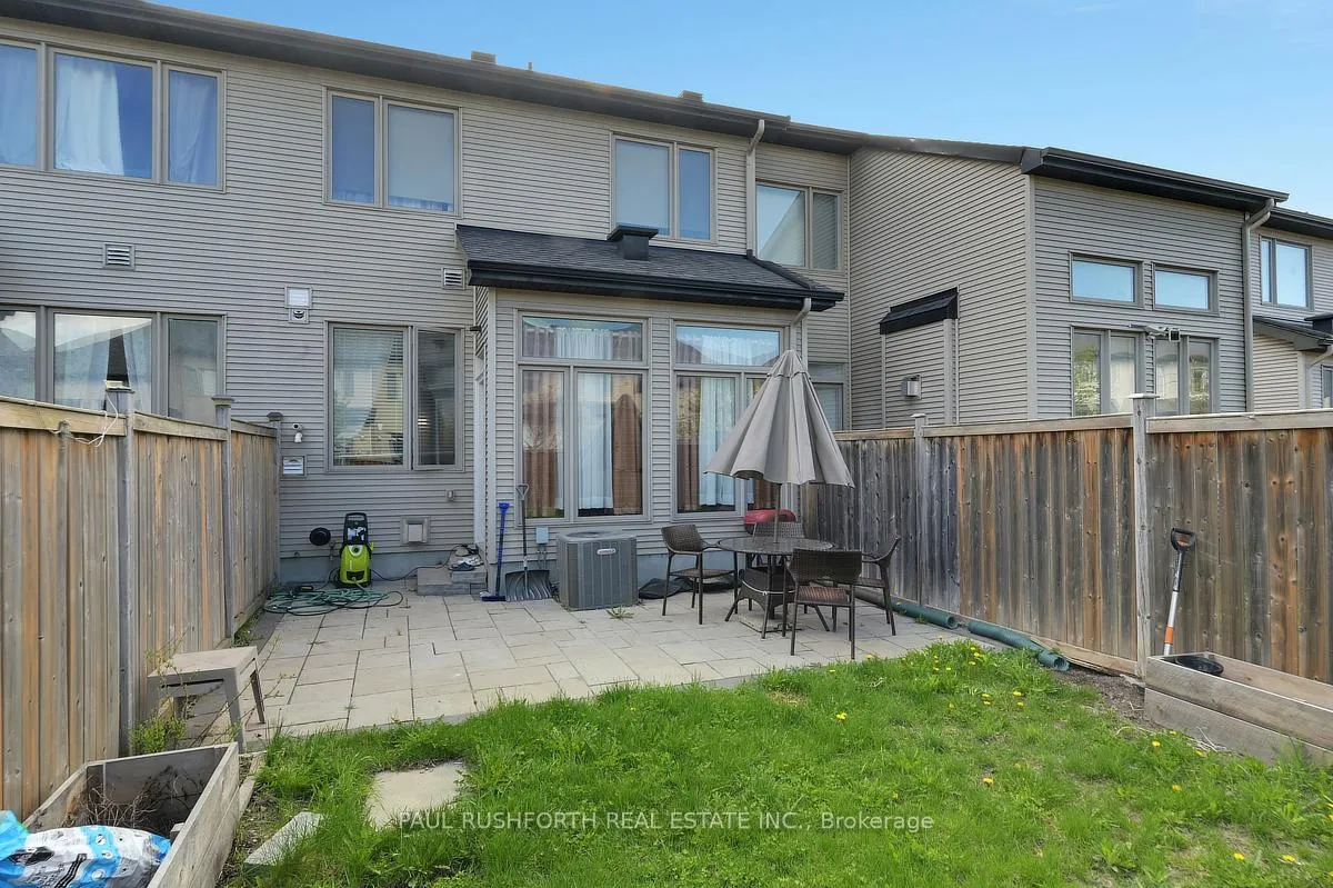 Photo 29 of 137 Popplewell Crescent, Ottawa, Barrhaven - Cedargrove/Fraserdale — HOMEH
