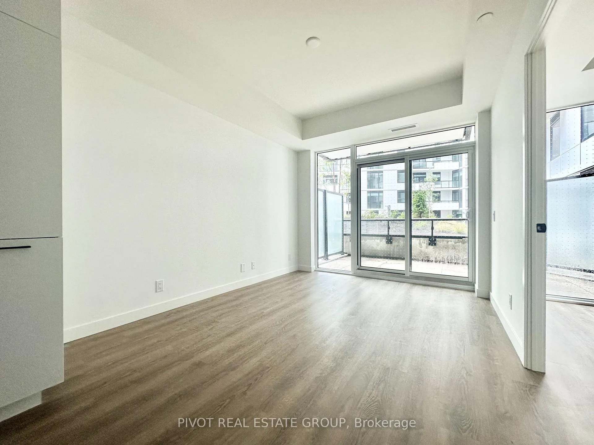 Photo 3 of Unit 339, 1050 Eastern Avenue, Toronto, The Beaches — HOMEH
