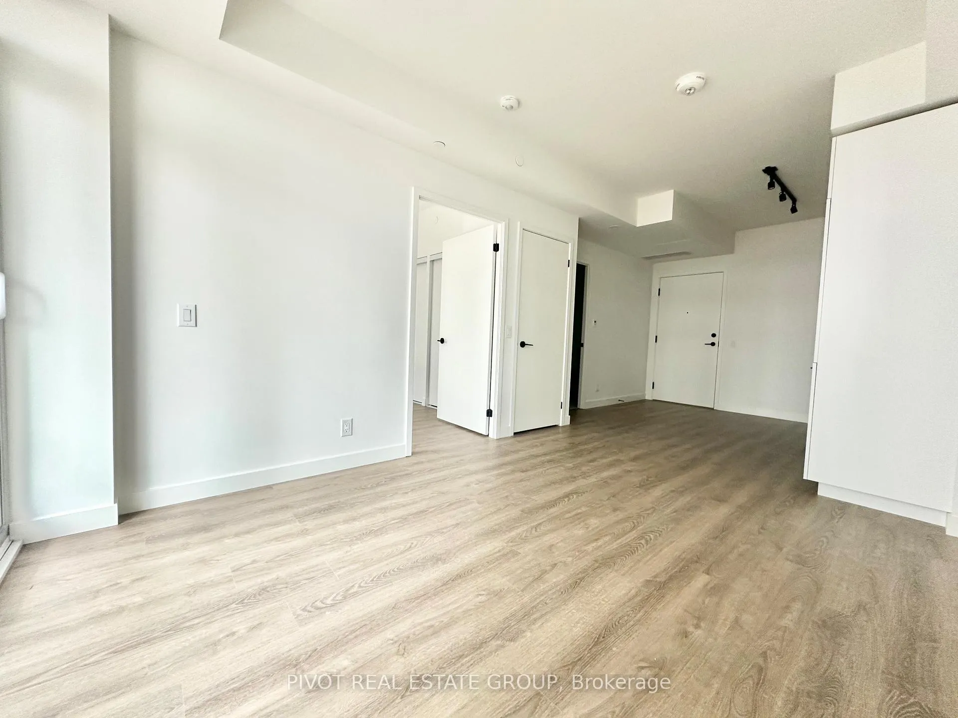 Photo 8 of Unit 339, 1050 Eastern Avenue, Toronto, The Beaches — HOMEH