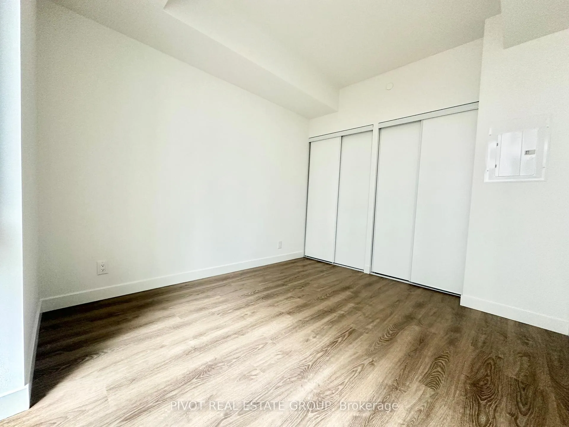 Photo 10 of Unit 339, 1050 Eastern Avenue, Toronto, The Beaches — HOMEH