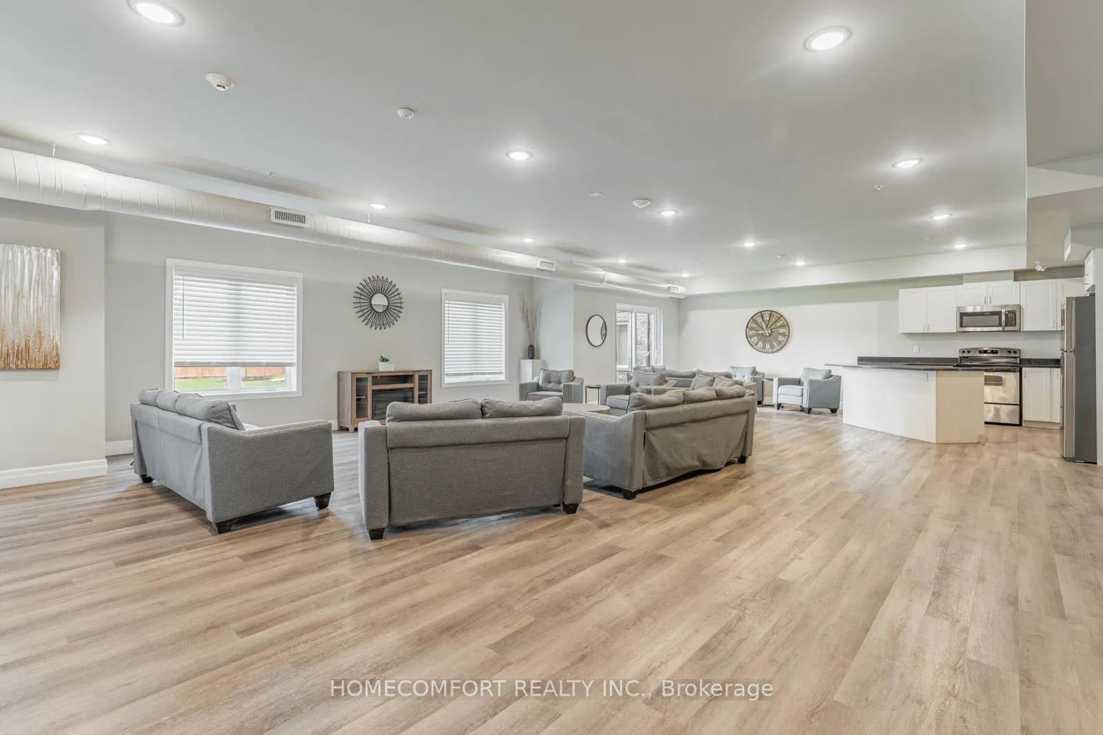 Photo 4 of Unit 418, 501 Frontenac Street, Kingston, East of Sir John A. Blvd — HOMEH