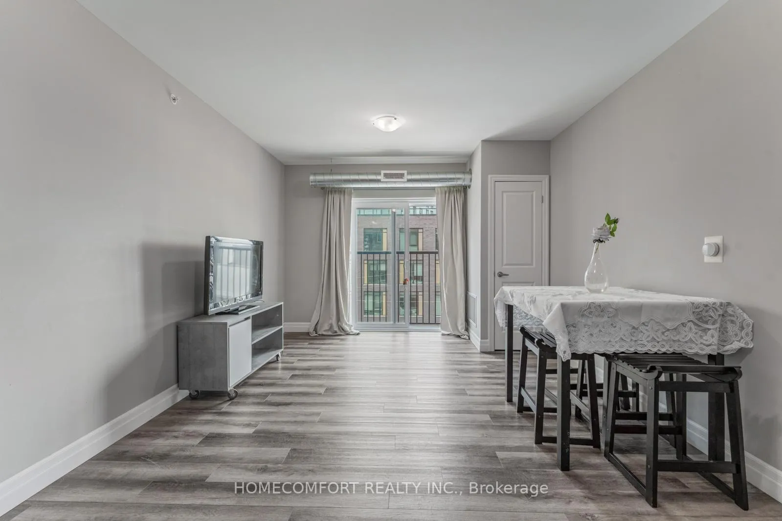 Photo 10 of Unit 418, 501 Frontenac Street, Kingston, East of Sir John A. Blvd — HOMEH