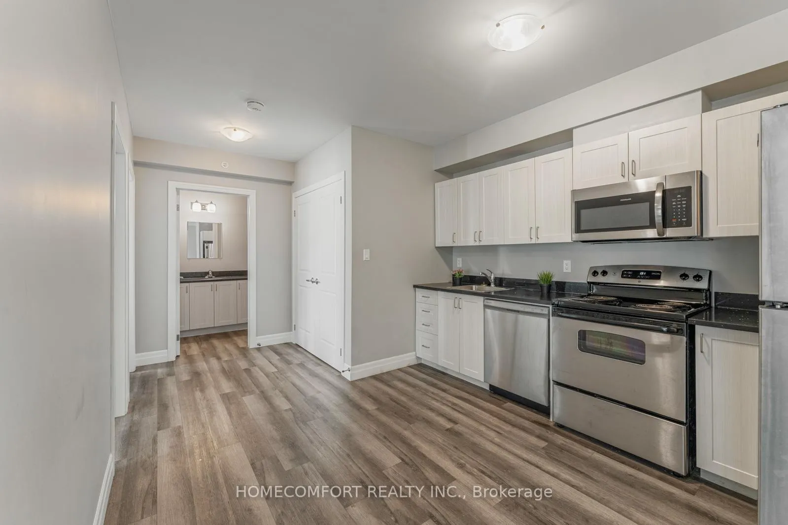 Photo 15 of Unit 418, 501 Frontenac Street, Kingston, East of Sir John A. Blvd — HOMEH