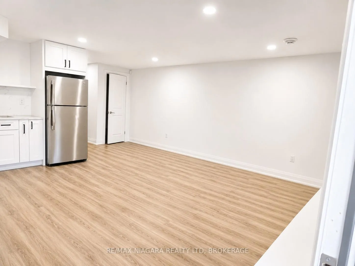 Photo 5 of Unit Lower, 79 Hillview Road, St. Catharines, Western Hill — HOMEH
