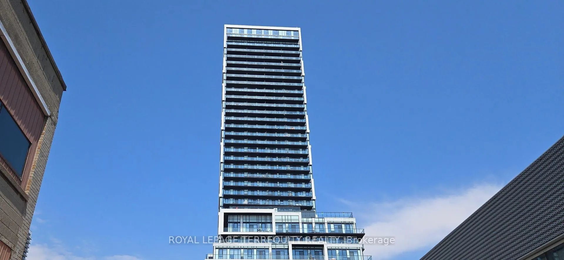 Photo 2 of Unit 2213, 5 Defries Street, Toronto, Regent Park — HOMEH
