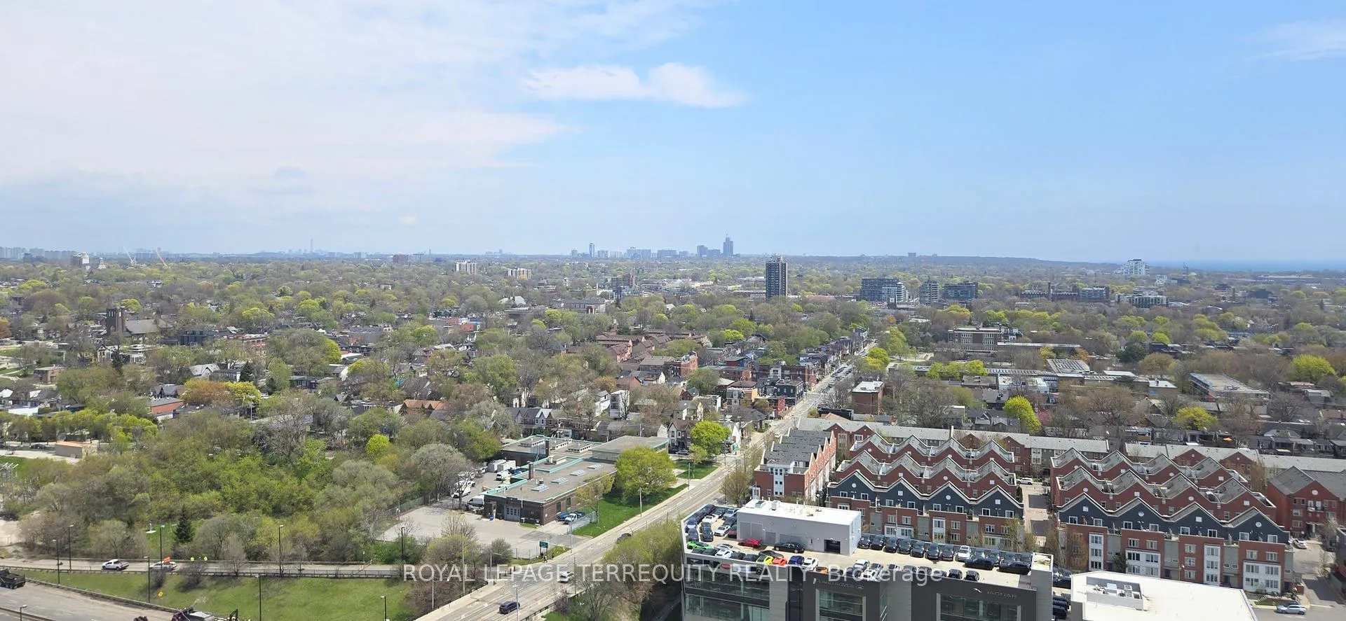 Photo 5 of Unit 2213, 5 Defries Street, Toronto, Regent Park — HOMEH