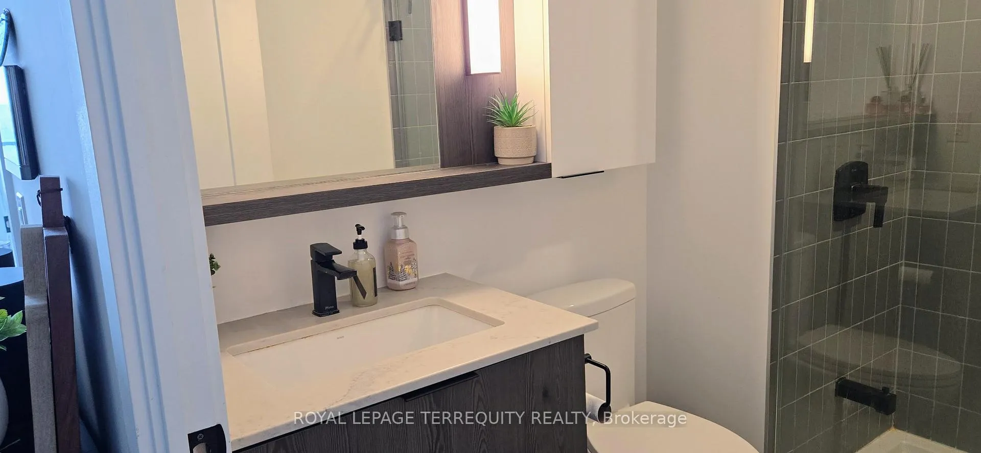 Photo 12 of Unit 2213, 5 Defries Street, Toronto, Regent Park — HOMEH