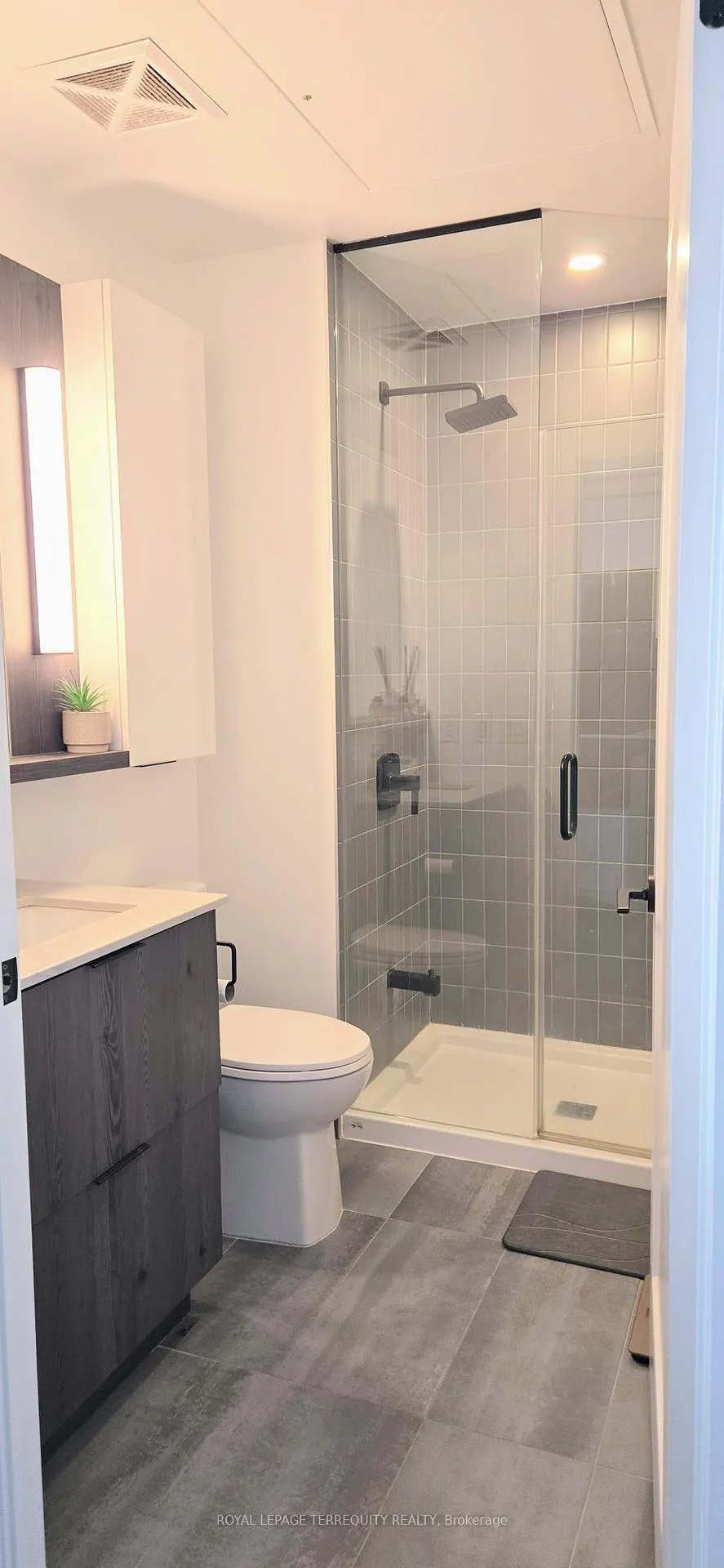 Photo 14 of Unit 2213, 5 Defries Street, Toronto, Regent Park — HOMEH