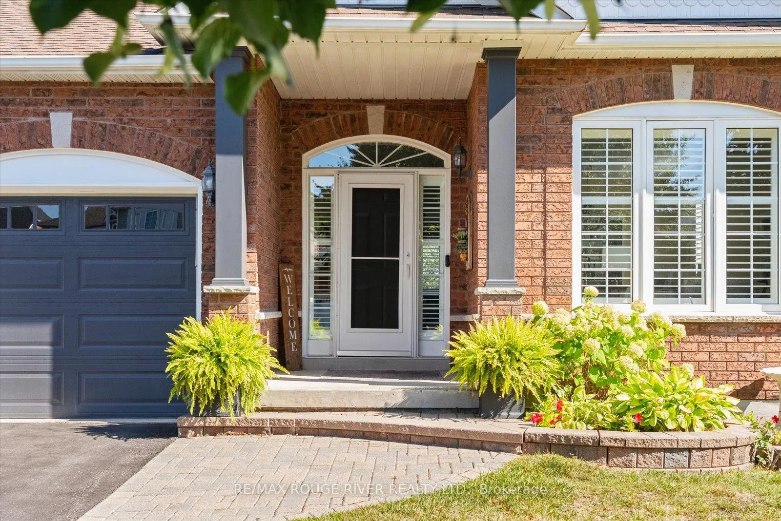 Photo 3 of 475 Victoria Street, Scugog, Port Perry — HOMEH