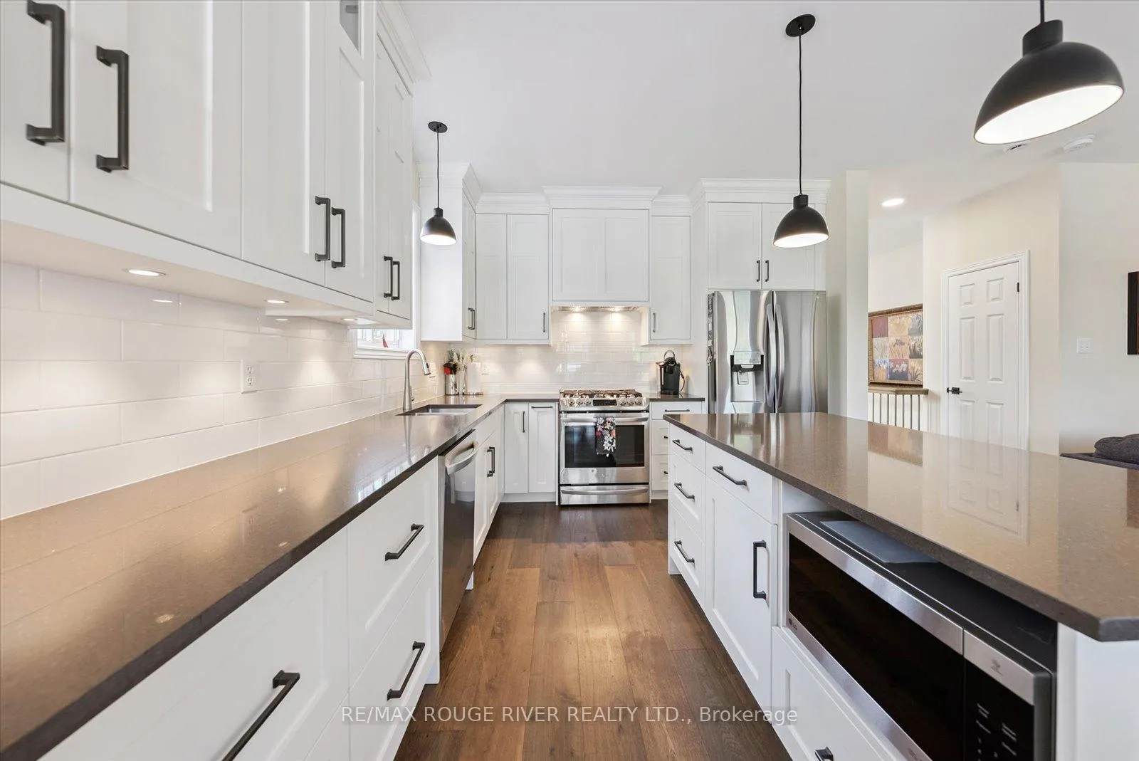 Photo 10 of 475 Victoria Street, Scugog, Port Perry — HOMEH