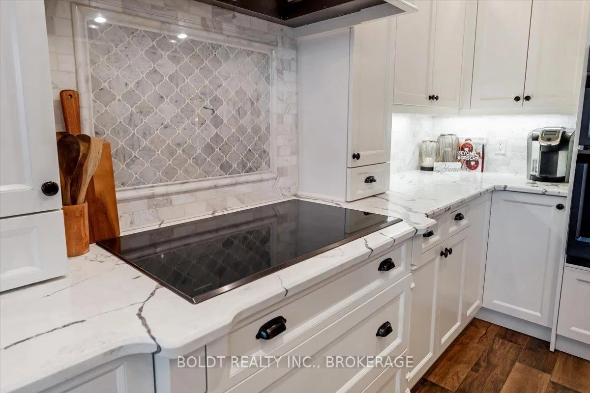 Photo 11 of 1107 Balfour Street, Pelham, Fenwick — HOMEH