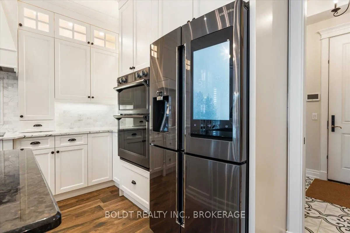 Photo 12 of 1107 Balfour Street, Pelham, Fenwick — HOMEH
