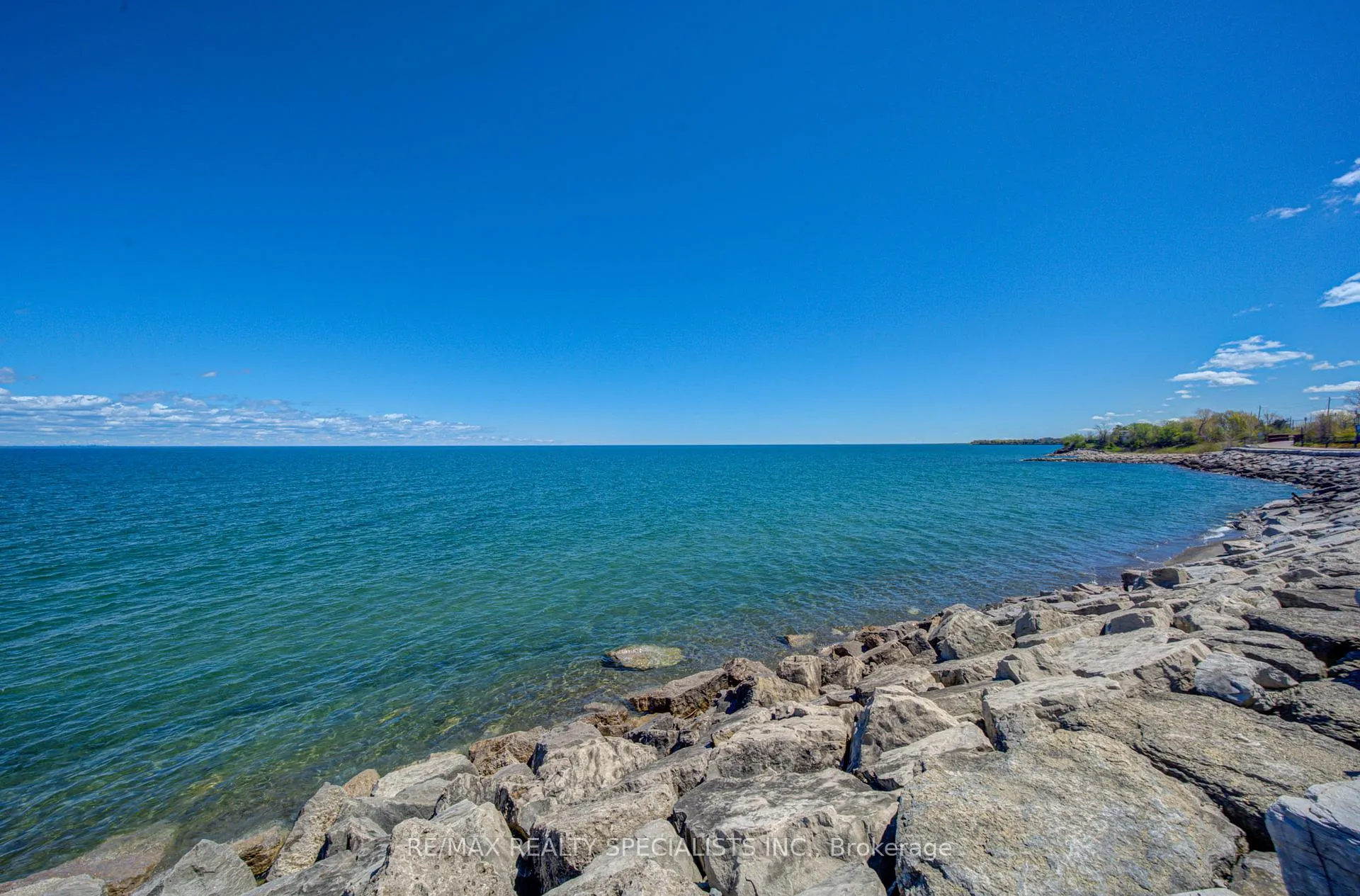 Photo 43 of Unit 407, 40 Esplanade Lane, Grimsby, Grimsby Beach — HOMEH