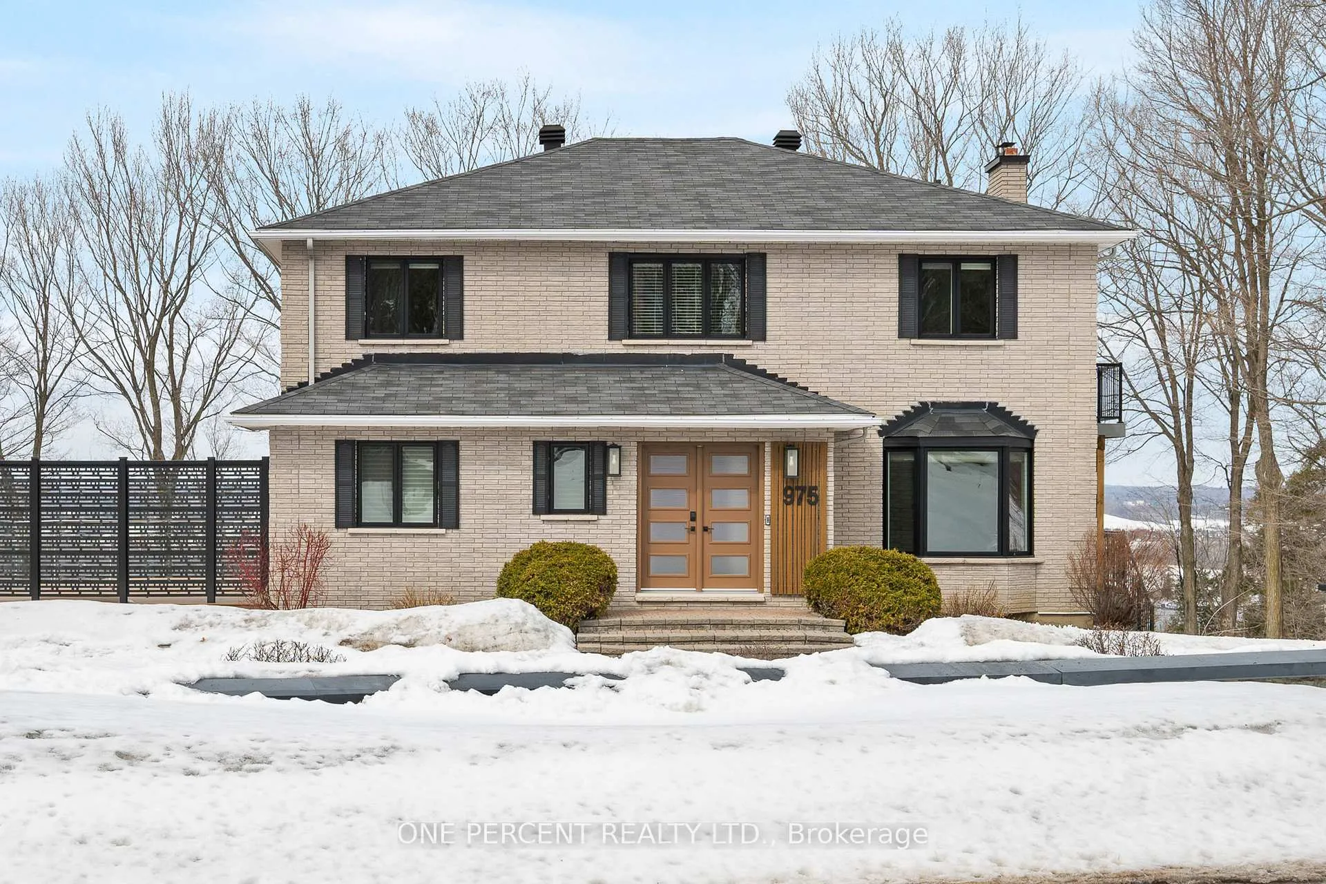 Photo 2 of 975 Fieldown Street, Ottawa, Cumberland Ridge — HOMEH